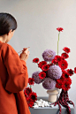 其中包括图片：Lacy Bird Florist - The Russian Flower Shop With an Outstanding Creative Vision