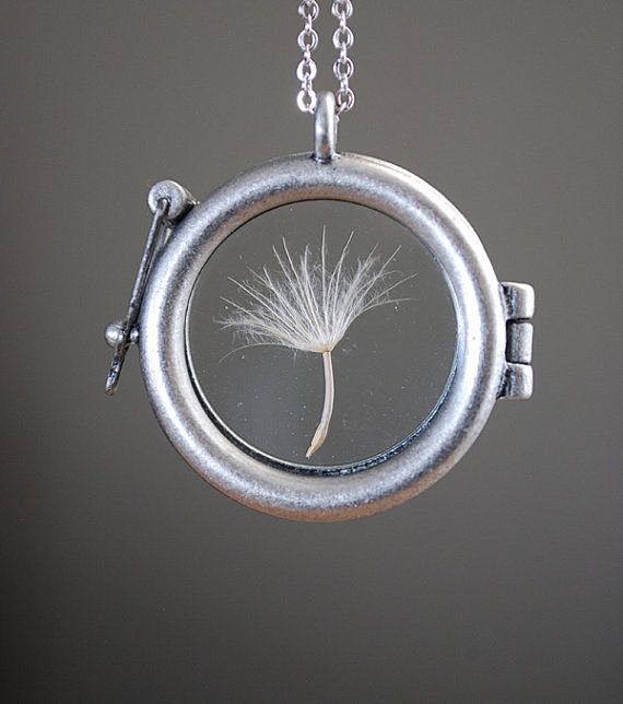 Dandelion Seed Neckl...