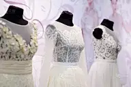 连衣裙,婚礼,自然美,美,水平画幅,纺织品,传统,纯净,商店,女子晚礼服