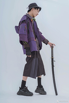 修仙中的叁叁采集到衣服-fashon