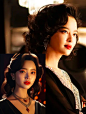 上传人物特征比较明确的照片，生成链接
+
通用前缀：keep the consistency of action, expression, clothing, shape and appearance of the photos,
保持照片的动作、表情、服装、造型、外貌的一致性
+
补充描述词：
an older man in glasses wearing glasses,bald,
一个老人戴着眼镜（不然眼镜会消失），光头（不然会出现地中海发型）
+
通用后缀：
Paint 3D effect on 