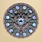 美国艺术家Eric Standley的激光剪纸制成的精妙画作，内藏神秘“暗阁”，层次复杂，极富有立体感。