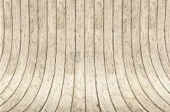 丑的木头墙壁。漂亮的砖展厅