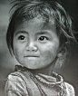 上海摄影师陈瑞元的作品《藏族女孩》