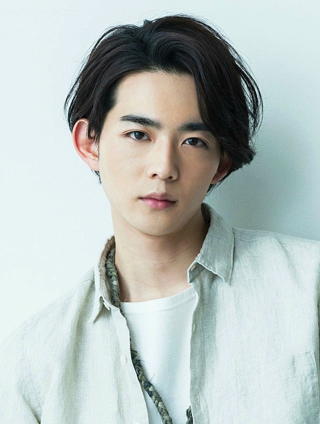#龙星凉#1993年，身高183cm有没...