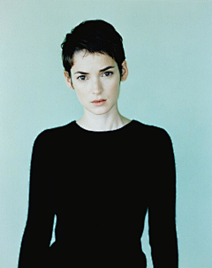 私奔到月采集到Winona Ryder