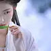 满眼韶华，东风惯是吹红去。几番烟雾，只有花难护。
梦里相思，故国王孙路。春无主！杜鹃啼处，泪洒胭脂雨。