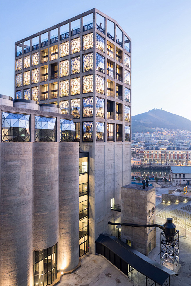 开普敦的标志性建筑The Silo 筒仓...
