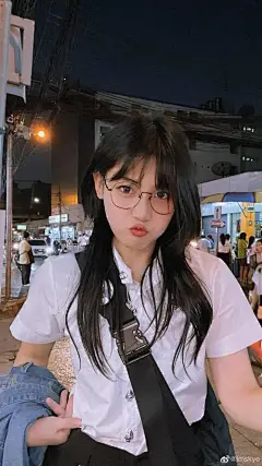 性感美女手机壁纸_万象图片搜索_wanxiangsucai.com