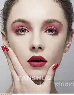 摄影师谭硕作品《《时尚芭莎BAZAAR》7月刊》