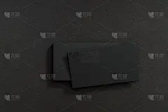 黑色背景上的黑色空白名片。模板ID。俯视图