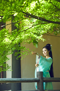 久溺深海只为你v采集到汉服