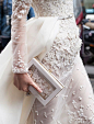 bridal style | floral detail | via: dallas shaw: 