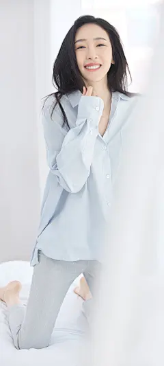 居家美女许萧晗全屏手机壁纸