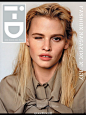 #FD Magazine# 「i-D」時尚雜誌, 二十多年來都用眨一隻眼睛的明星們作為雜誌封面。風格也統一使用單色背景, 簡單明瞭