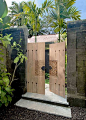 Bali door: 