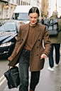 LFW FALL 18/19 STREET STYLE I | 拼贴复古