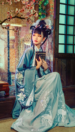 炒田螺采集到练习参考-美女(●ˇ∀ˇ●)