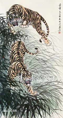 胡爽庵(1916.12-1988.10)近现代画虎大师，其水墨写意虎，笔墨酣畅，神采自如，堪称一绝。湖北襄阳人。又名霜庵，斋名啸风堂，别名胡剑鸣，自幼父母双亡，在乡间牧羊为生，闲来喜用木棍、指甲作画。18岁到济南，在山东省政府交际处当科员，业余自学绘画，尤爱画虎，1935年拜张善捎为师学习画动物，后在网狮园与张大千识，又拜张大千为师学画人物、山水。中国美术家协会会员、北京市美术中国画组、北京美术公司创作室从事中国画创作。出版有《中国画选》、《虎》等。