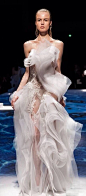 Lan YU Haute Couture