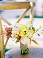 yellow bouquet #yellowwedding http://www.weddingchicks.com/2013/12/02/coastal-wedding/