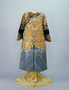 YEN-yanzi采集到服装工艺