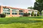 学校,建筑外部,外立面,水平画幅,无人,草坪,户外,草,知识,建筑物门