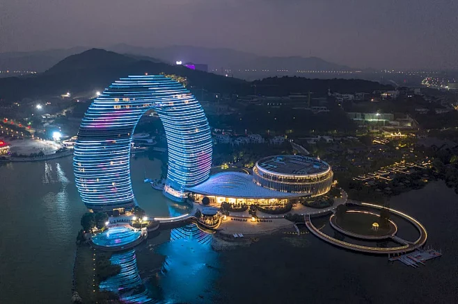 浙江 湖州 太湖旅游度假区 月亮广场 航拍图片下载