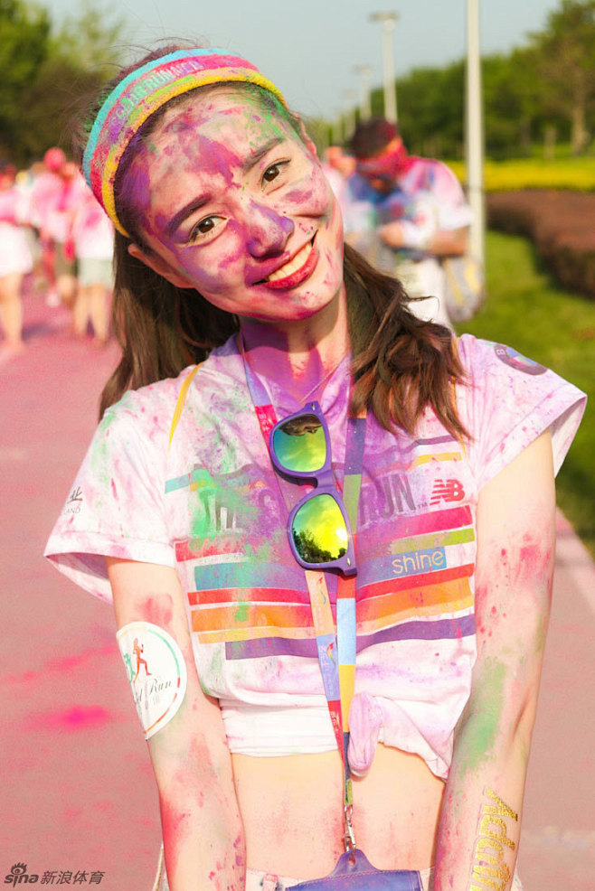 彩色跑大长腿美女玩出彩 : “2015彩...