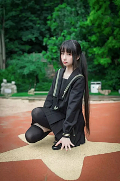 拍女友才是正经事采集到微信公众号_少女图片