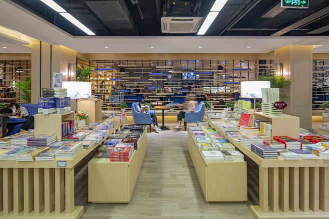威海荣成新华书店08王晓东