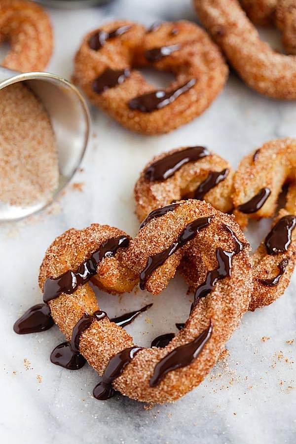 The Ultimate Guide to Perfecting the Irresistible Double Chocolate Chunk Cookie Recipe