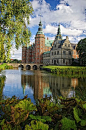 This Pin was discovered by Jackie Craig. Discover (and save!) your own Pins on Pinterest. | See more about denmark, castles and royal families.