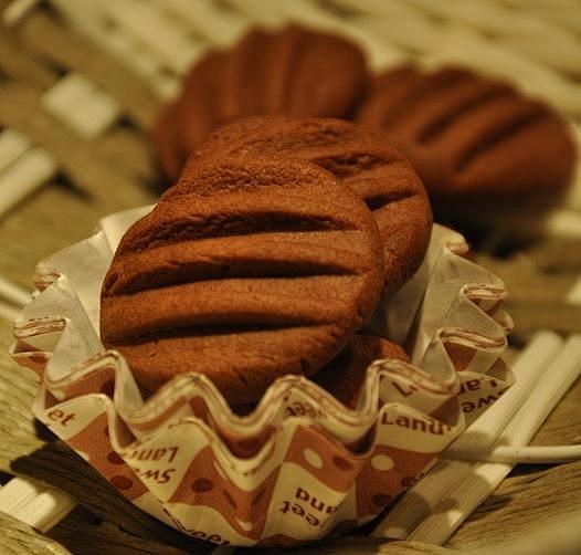 #甜点#【巧克力饼干】1.50g白糖和1...