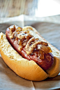 Pepper Dogs with Smoked Bacon and Vidalia Onion Marmalade | Food World