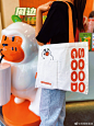 #苏阁鲜果茶#  #苏阁大明猩# 来啦[羞嗒嗒] 大明星无处不在，欢迎来偶遇~[哇] 看到大明猩，就快把它拍下来吧！_8e2406d0gy1h1e4ohfo5wj20u01407b3