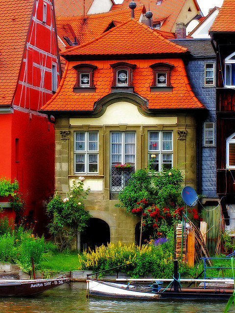 [彩色建筑] 德国巴伐利亚州班贝克的彩色...