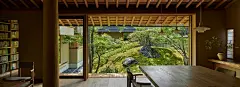 hiroshi nakamura &amp; NAP 在京都设计了一座围绕着庭院、带有神圣岩石的住宅