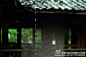 飒飒东风细雨来，芙蓉塘外有轻雷。 唐-李商隐《无题》 