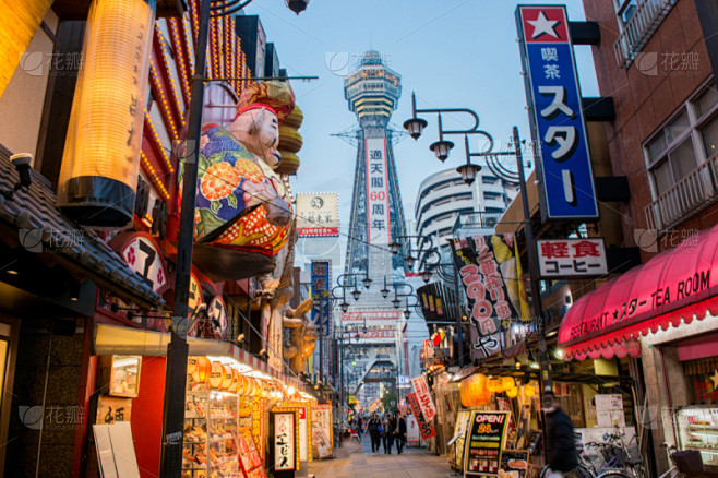 大阪府,通天阁,当地著名景点,饮食,水平画幅,仅日本人,日本,东亚,商店,城市生活