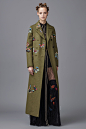 Valentino Pre-Fall 2016 Fashion Show : See the complete Valentino Pre-Fall 2016 collection.