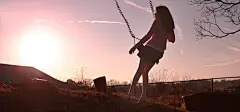 秋千,女孩,背影,离别终会相见,非主流壁纸