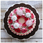 韩国烘焙师制作的鲜花蛋糕，看小图还以为是花环，美呆了～