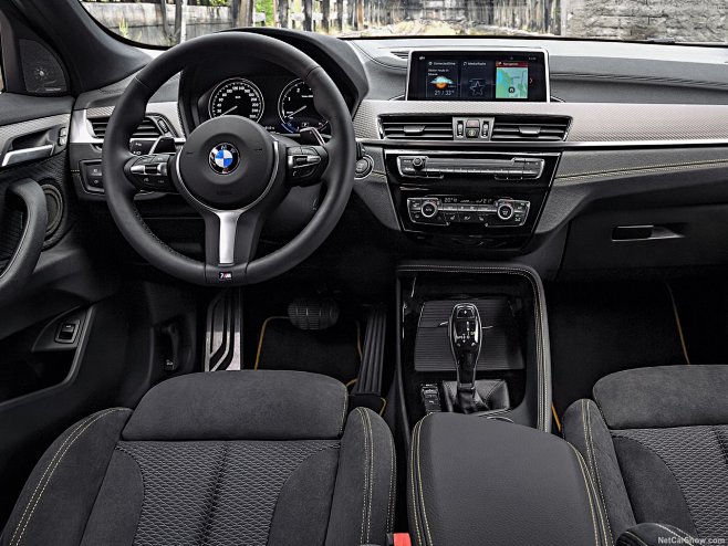 BMW X2 (2019) - pict...