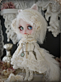 Doll Society • White cat - custom blythe by Milk Tea