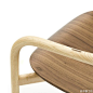 【AUTUMN chair by Ichiro Iwasaki 】虽然Ichiro Iwasaki （岩崎一郎）在国内没什么知名度，但他设计的木家具还是很不错的，这把AUTUMN椅子很能体现日本设计的某些特征，比如：轻盈、简洁、温润和细致。
