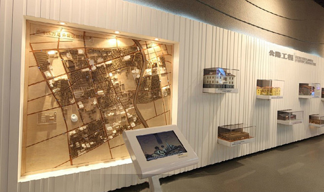 壁挂沙盘触控一体机