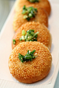 seared bun (sheng jian bao)