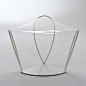 产品：座上如悬浮于空中的透明椅子和佐藤大 Oki Sato