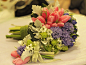 郁金香新娘花束 - 实时触摸粉红郁金香紫色风信子星伯利恒花束新郎的胸花 - 定制婚礼花束
